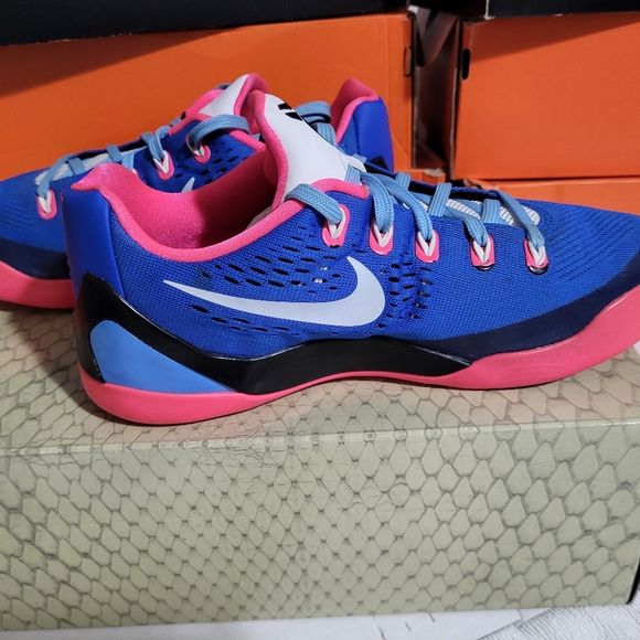 Kobe 9 GS, Nike Hyper Cobalt Pink, size 6.5y, used, no box,good condition - Picture 5 of 10
